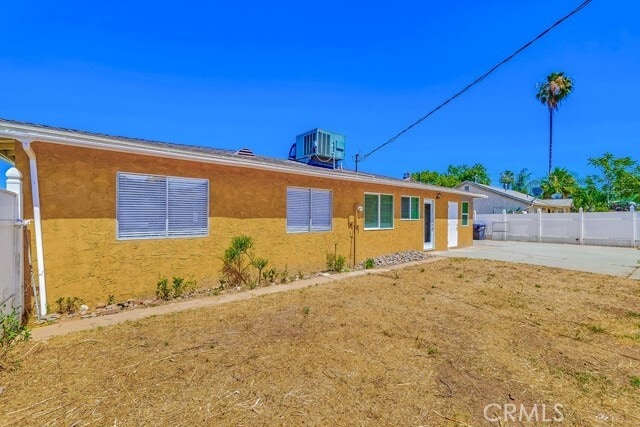 Building Photo - 19789 Evelyn St