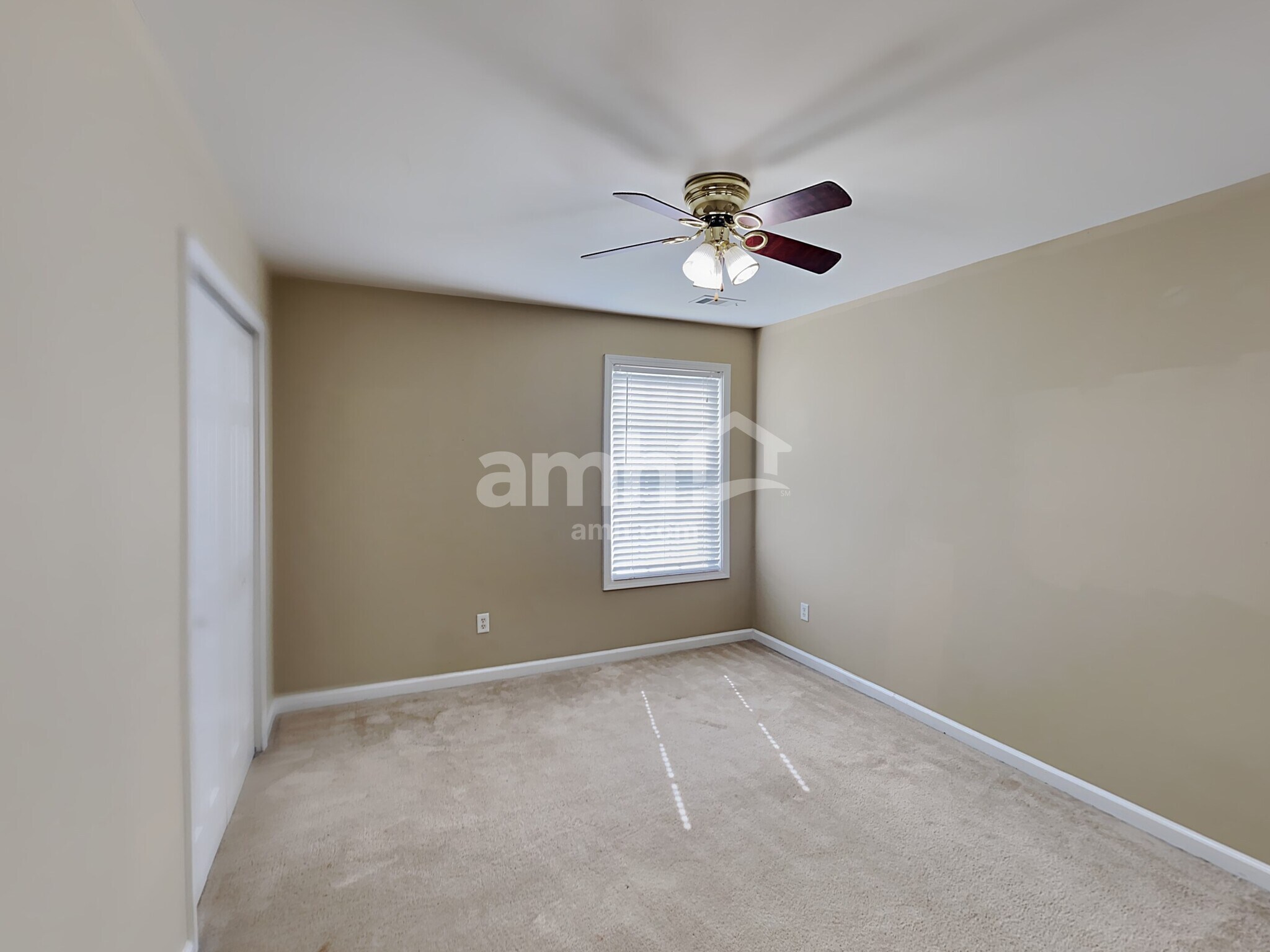 Building Photo - 291 Ivy Manor Dr NW