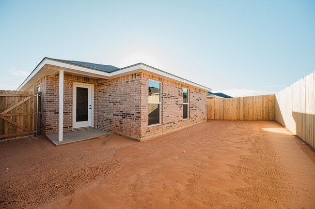 Building Photo - 409 Prairie Dog Dr