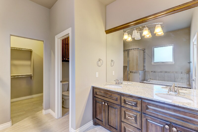 Building Photo - 2833 Tranquilo Ln