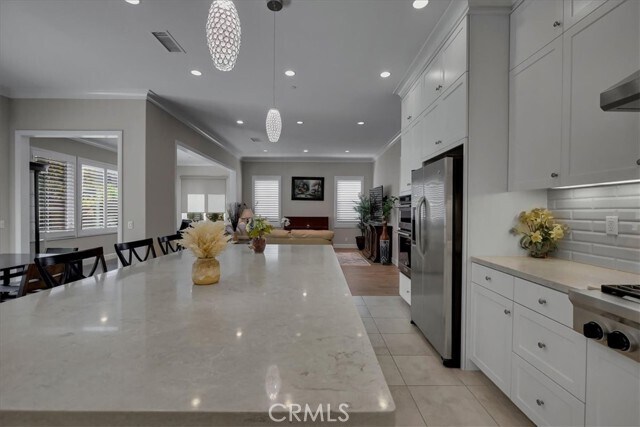 Building Photo - 54 Stetson