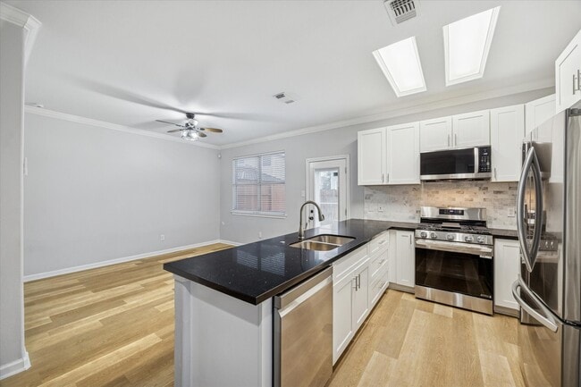 Building Photo - 14339 Melody Glen Ln