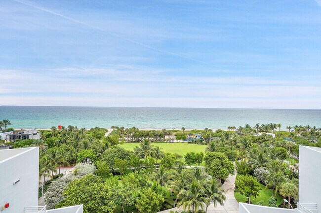Building Photo - 7600 Collins Ave