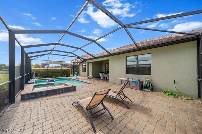 Building Photo - 10061 Avalon Lake Cir