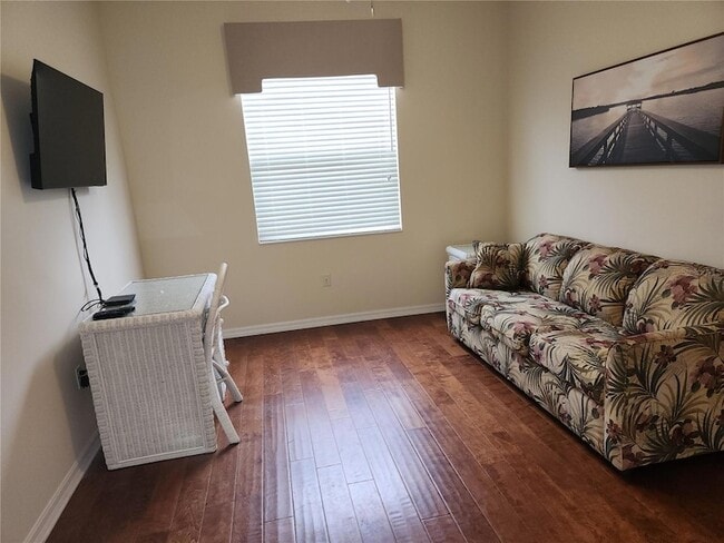 Building Photo - 6642 Tailfeather Way