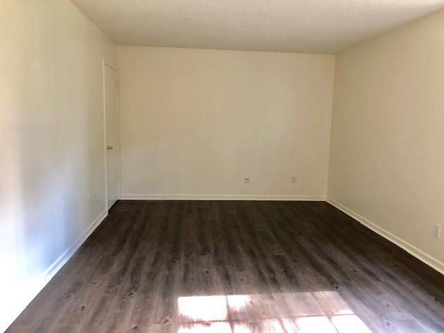 Building Photo - 6701 Dickens Ferry Rd