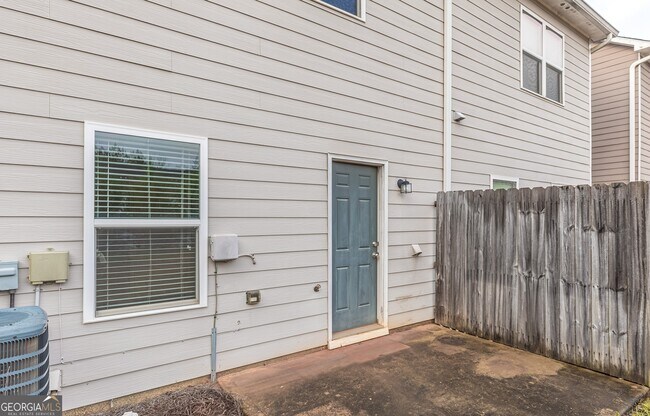 Building Photo - 1280 Binghampton Cir