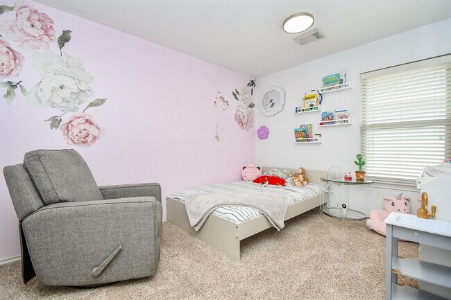 Building Photo - 25611 Winford Estate Dr