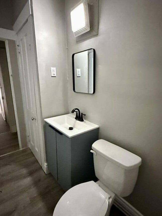 Building Photo - AUGUST 2026, UNIVERSITY OF CINCINNATI HOUSING