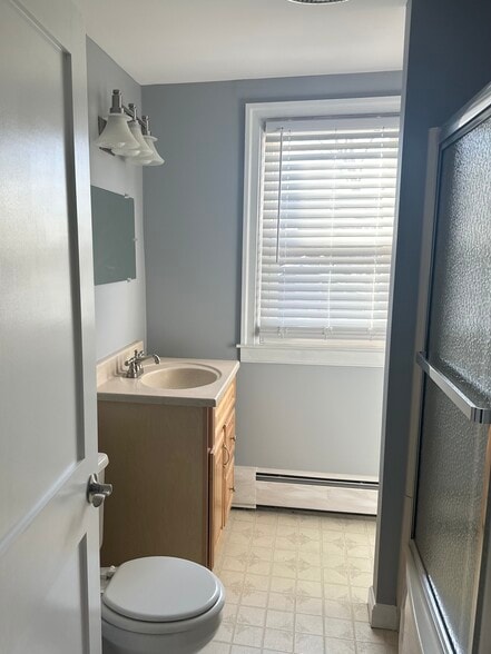 Bathroom - 70 Livingston Ave