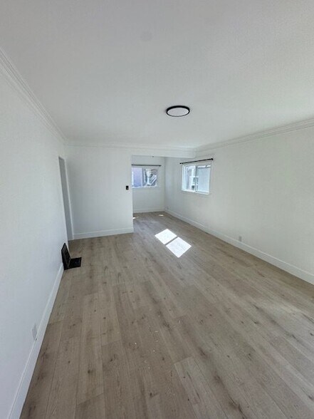 Building Photo - 1934 Magnolia Ave