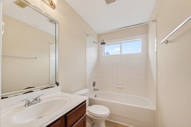 Building Photo - 24603 Colonial Elm Dr