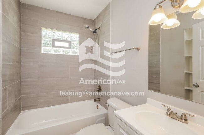 Building Photo - 1485 Wichita Dr S