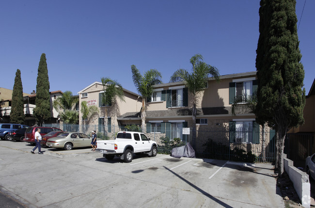 Primary Photo - 38th Street Apartments