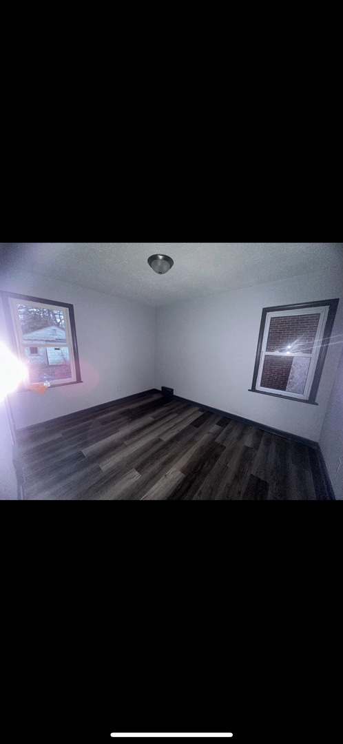 Building Photo - newly updated 2 bedroom home