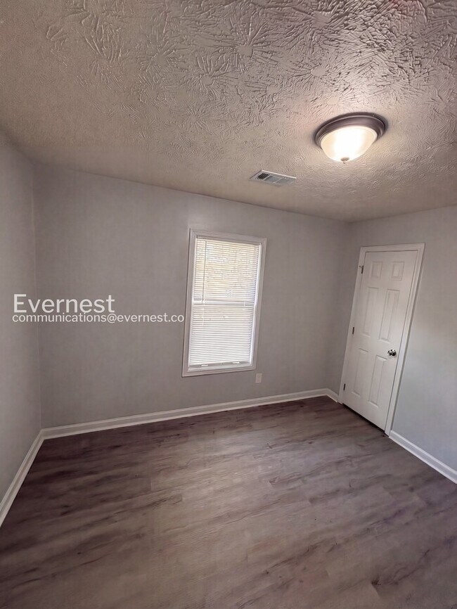 Building Photo - 1236 Claywill Cir