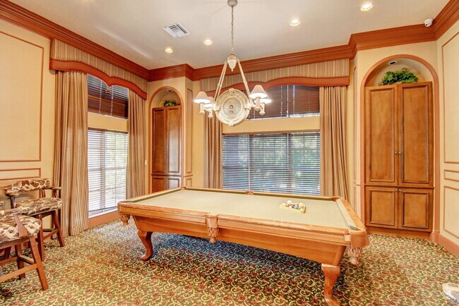 Building Photo - 1100 Scotia Dr