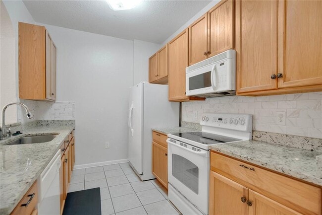 Building Photo - 8775 Sartori St