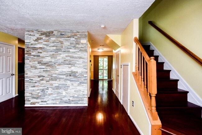 Building Photo - 7234 Tamo Ct