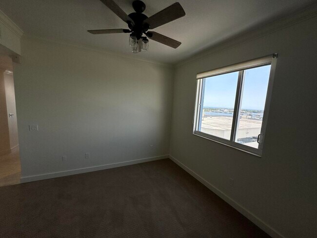 Building Photo - 1551 N Flagler Dr