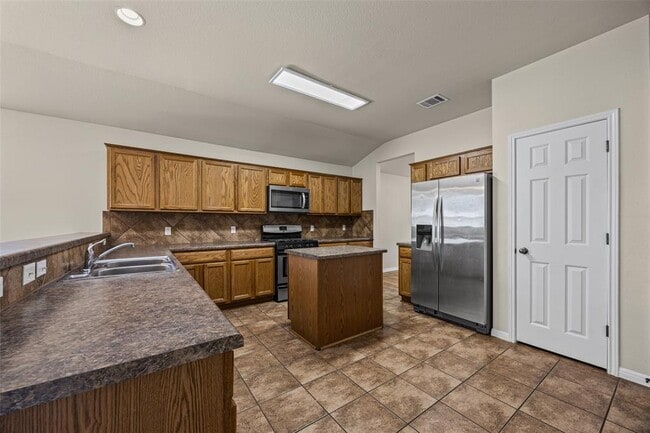 Building Photo - 11612 Timber Heights Dr