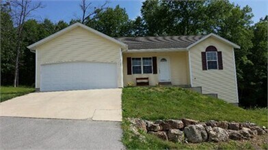 Building Photo - Spacious 4-Bedroom Home Just Minutes from Ft. Leonard Wood