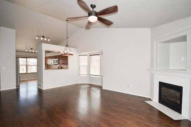 Building Photo - 5922 Wolf Village Dr