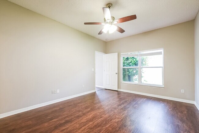 Building Photo - 1149 Osprey Way