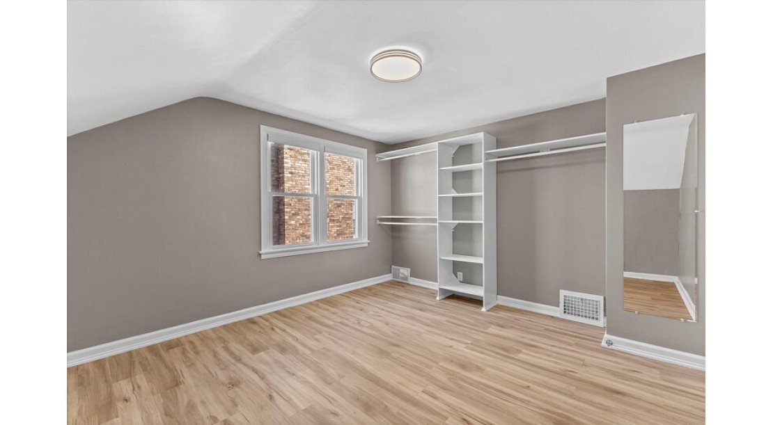 Building Photo - 3223 S 25th St