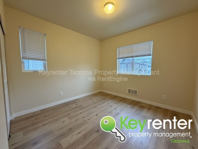 Building Photo - 2155 Bobs Hollow Ln