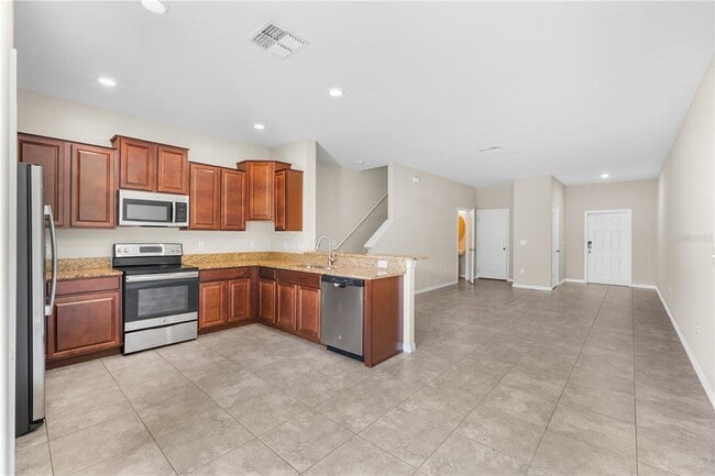 Building Photo - 2108 Golden Falcon Dr