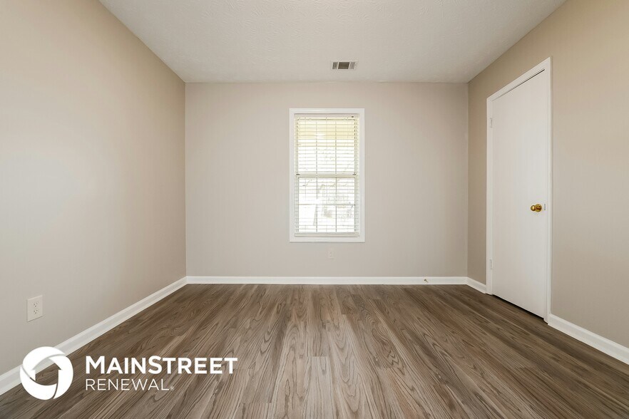 Building Photo - 5791 Mistyview Dr