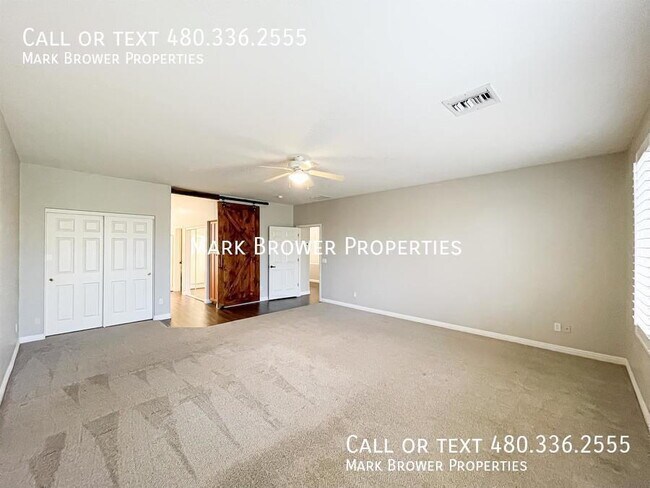Building Photo - 1181 E Hawken Way