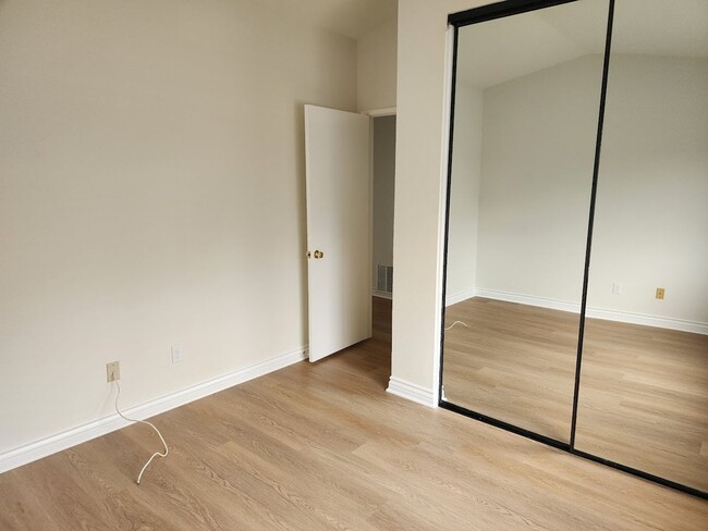 Building Photo - Remodeled Temecula 3 Bedroom Home with Views!