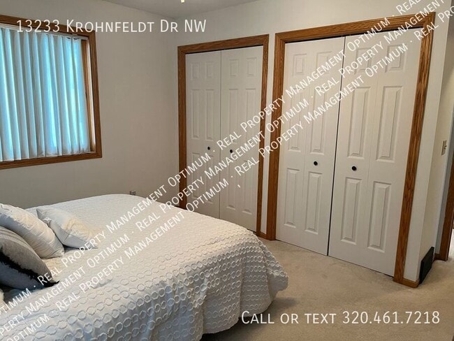 Building Photo - 13233 Krohnfeldt Dr NW