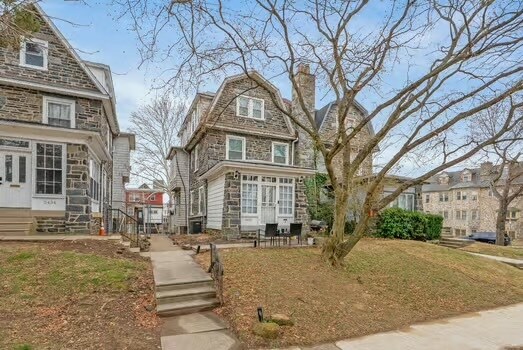 Building Photo - Woodcrest