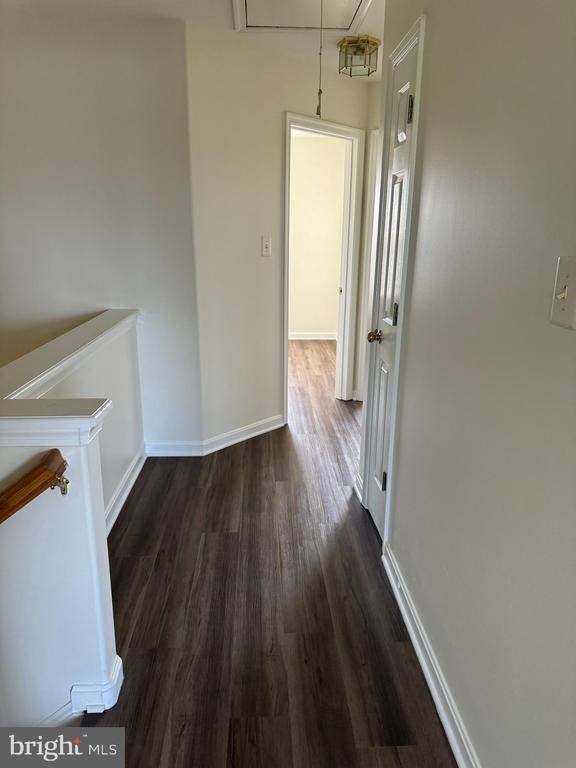 Building Photo - 21105 Mossy Glen Terrace