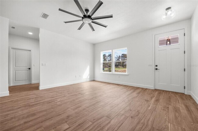 Building Photo - New Construction 3/2 in Bronson