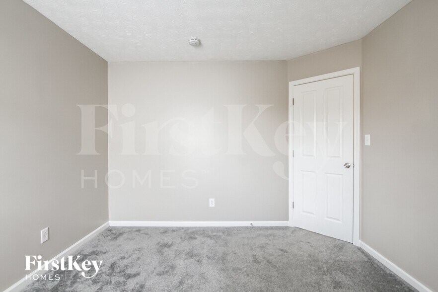 Building Photo - 1621 Orchestra Way