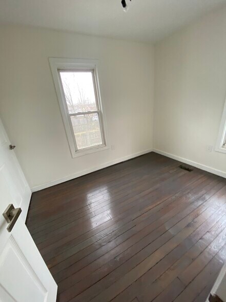 Building Photo - 187 Avondale Ave
