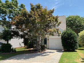 Building Photo - 3 bed, 2.5 bath in desirable Willowmere!