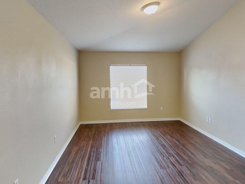 Building Photo - 12042 Butler Woods Cir