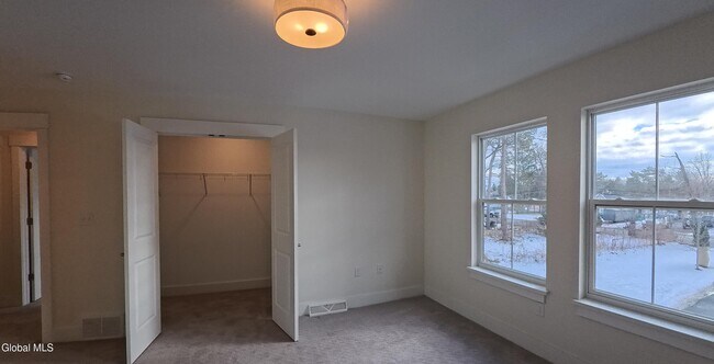 Building Photo - 745 Watervliet Shaker Rd