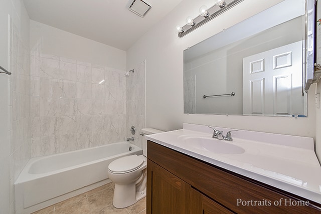 Building Photo - 2615 Country Oaks Ct