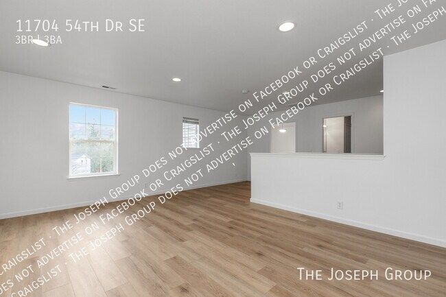 Building Photo - 11704 54th Dr SE