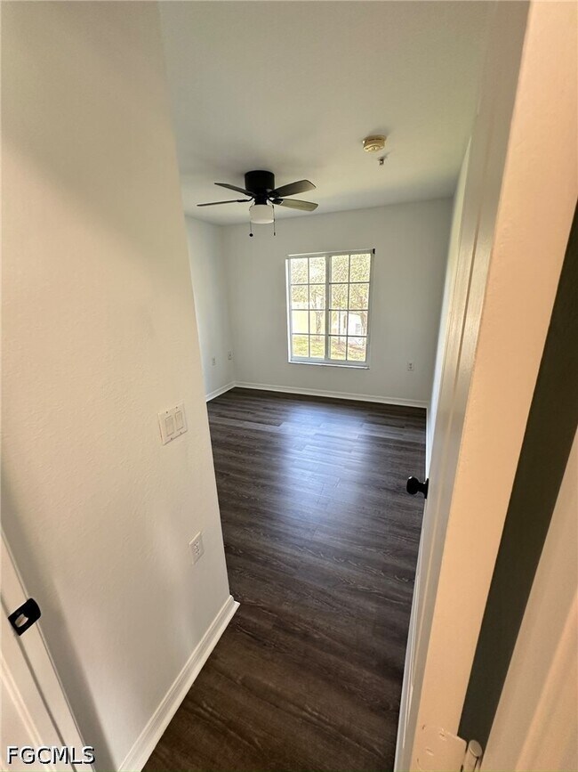Building Photo - 9419 Ivy Brook Run