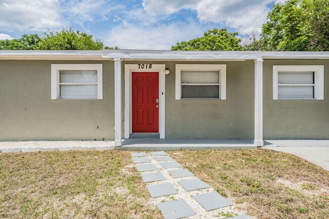 Building Photo - 7018 Sarvis St