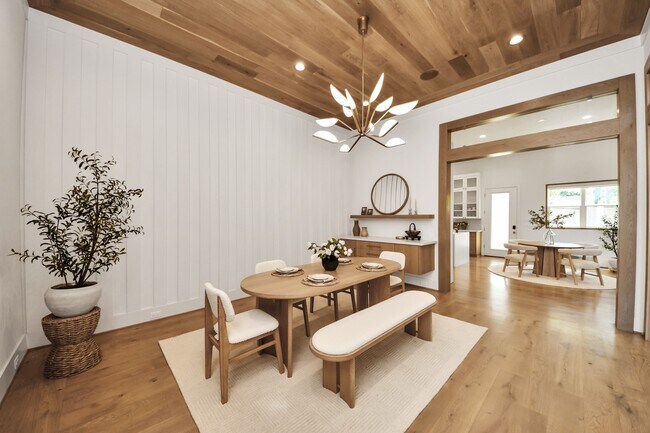 Building Photo - 739 Azaleadell Dr