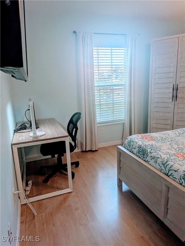 Building Photo - 2535 SW 28th Pl