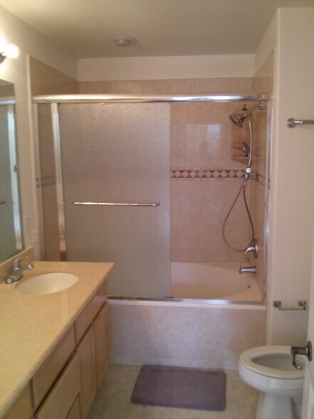 Building Photo - 3156 Ledoux Ct